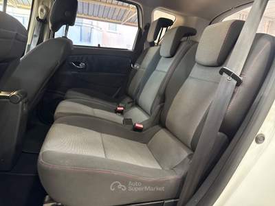 Renault Scénic scenic 1.5 dci 2013 restyling Bianco usata Qualiano