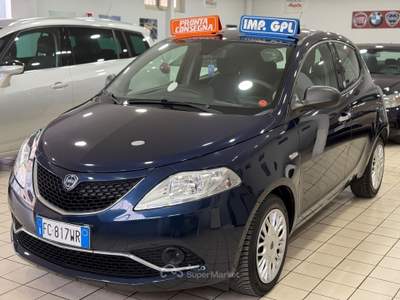 Lancia Ypsilon 1.2 gpl 2016 nuova Blu/Azzurro usata Qualiano