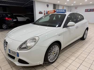 Alfa Romeo Giulietta 1.6 jtdm exclusive Bianco usata Qualiano