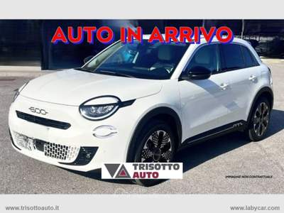 Fiat 600 600 Hybrid MHEV La Prima 110 CV VARI COLORI Bianco usata Scurelle