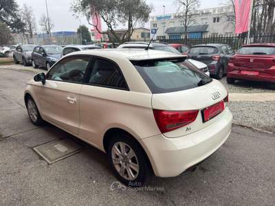 Audi A1 1.2 tfsi 86cv Attraction Bianco usata Cernusco sul Naviglio