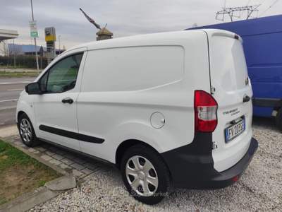 Ford Transit Courier Van Iva Compresa Bianco usata Prato