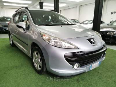 Peugeot 207 SW 1.4 8v X-Line ECO-GPL Argento usata Torino