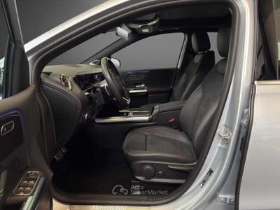 Mercedes-Benz Classe B B 200 Automatic AMG Line Premium *TETTO*PROMO* Argento usata Roma