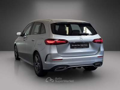 Mercedes-Benz Classe B B 200 Automatic AMG Line Premium *TETTO*PROMO* Argento usata Roma