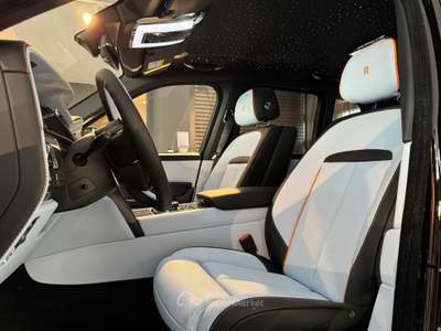 Rolls Royce Cullinan Cullinan Black Badge Edition *IVA ESPOSTA* Nero usata Roma