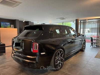 Rolls Royce Cullinan Cullinan Black Badge Edition *IVA ESPOSTA* Nero usata Roma