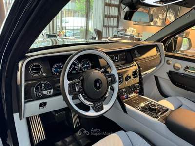 Rolls Royce Cullinan Cullinan Black Badge Edition *IVA ESPOSTA* Nero usata Roma