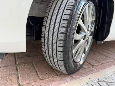 Toyota Yaris 5 porte Active Bianco usata Andria