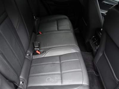 Land Rover Range Rover Evoque Range Rover Evoque 2.0 I4 200 CV AWD Auto R-Dynamic SE *IVA ESPOSTA*PROMO* Nero usata Roma