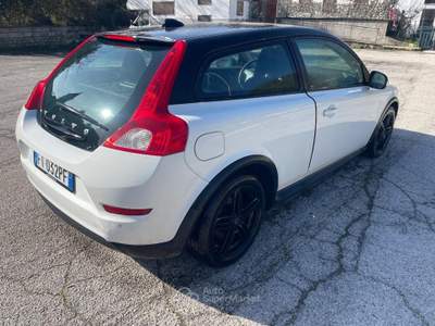 Volvo C30 D3 Black Design usata Popoli
