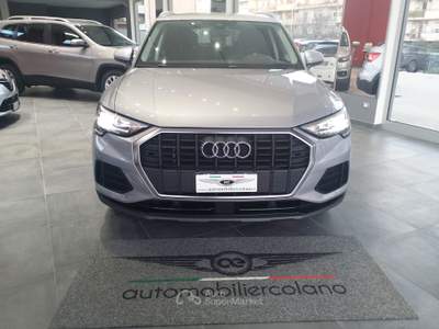 Audi Q3 S tronic Business Argento usata Isernia