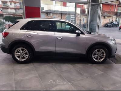 Audi Q3 S tronic Business Argento usata Isernia