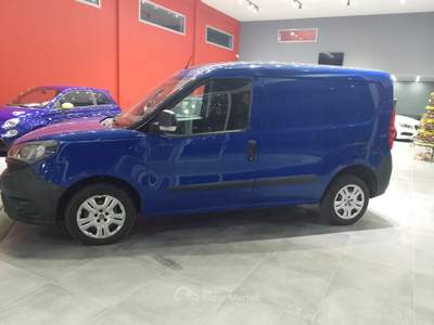 Fiat Doblò Doblo Doblò 1.6 MJT 105CV S&S PC-TN Cargo Business 2 posti Blu/Azzurro usata Isernia