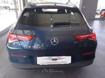 Mercedes-Benz CLA 180 CLA 180 d Automatic Shooting Brake EXTRA Blu/Azzurro usata Isernia