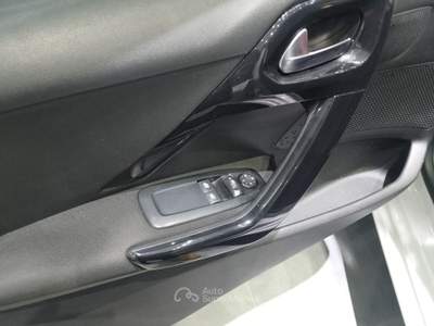 Peugeot 208 S&S 5 porte Active Van Bianco usata Isernia