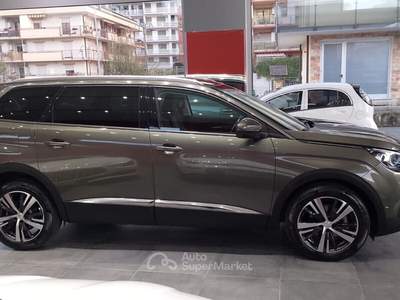Peugeot 5008 Turbo 130 S&S EAT8 Allure Automatica Grigio usata Isernia