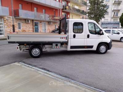 Peugeot Boxer 435 L3 2.2 BlueHDi 140cv d.c.+Cassone Bianco usata Isernia