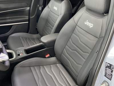 Jeep Avenger Summit pelle tetto sedile elettrici Grigio usata San Felice a Cancello