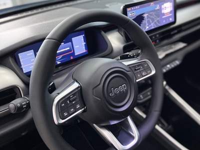 Jeep Avenger Summit pelle tetto sedile elettrici Grigio usata San Felice a Cancello