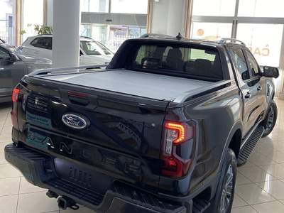 Ford Ranger Wildtrak 205 CV doppia cabina 5 posti escl. IVA Nero usata San Felice a Cancello