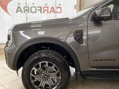 Ford Ranger Wildtrak 205 CV doppia cabina 5 posti escl. IVA Grigio usata San Felice a Cancello