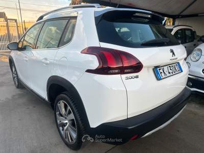 Peugeot 2008 1.6 DIESEL 120 CV 2017 - VERS. ALLURE Bianco usata Terlizzi