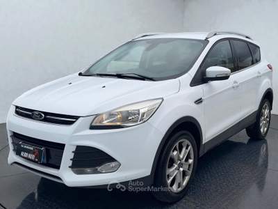 Ford Kuga S&S 4WD Powershift Titanium Bianco usata Massarosa