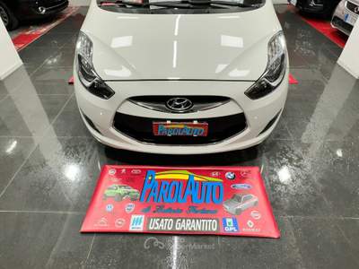Hyundai ix20 1.6 CRDI 115cv Style - 2012 Bianco usata Giugliano in Campania