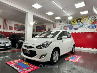 Hyundai ix20 1.6 CRDI 115cv Style - 2012 Bianco usata Giugliano in Campania