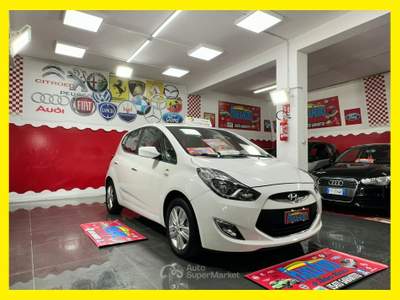 Hyundai ix20 1.6 CRDI 115cv Style - 2012 Bianco usata Giugliano in Campania