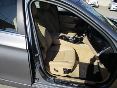 BMW Serie 5 520d 520 520d Touring Futura AUTOMATICA Grigio usata Latina