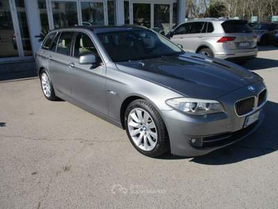 BMW Serie 5 520d 520 520d Touring Futura AUTOMATICA Grigio usata Latina
