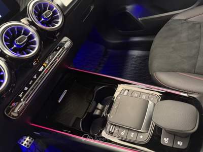 Mercedes-Benz Classe GLB GLB 35 4Matic AMG *TETTO*PROMO* Bianco usata Roma
