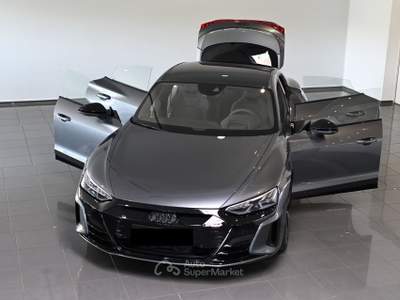 Audi e-tron e-tron GT quattro *IVA ESPOSTA*TETTO*MATRIX* Grigio usata Roma