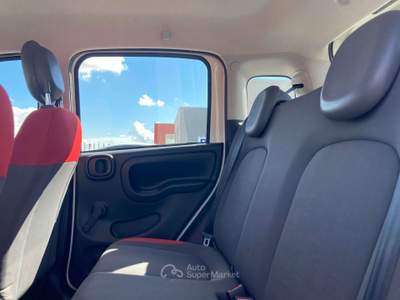Fiat Panda 0.9 t.air natural power Easy 85cv Rosso usata Treia