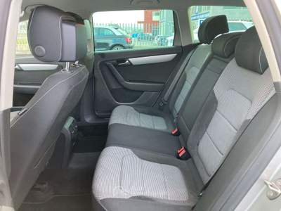 Volkswagen Passat 2.0 tdi 4motion 140cv Business Argento usata Treia