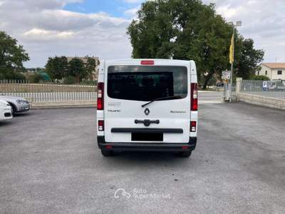 Renault Trafic 2.0 Dci 120CV 9 POSTI NETTO IVA Bianco usata Treia