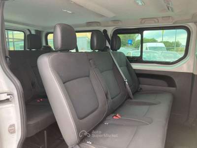 Renault Trafic 2.0 Dci 120CV 9 POSTI NETTO IVA Bianco usata Treia