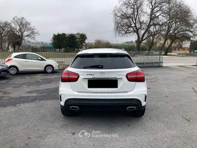 Mercedes-Benz GLA d Premium 4matic auto PACCHETTO NIGHT Bianco usata Treia