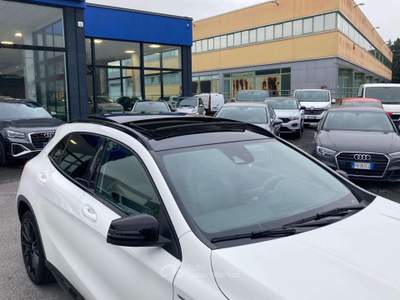 Mercedes-Benz GLA d Premium 4matic auto PACCHETTO NIGHT Bianco usata Treia