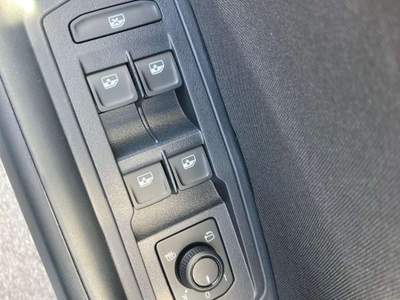 Volkswagen T-Roc 2.0 tdi Edition Plus 115cv Argento usata Treia