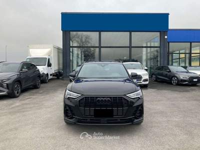 Audi Q3 35 2.0 tdi Identity Black s-tronic Nero usata Treia