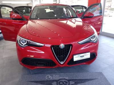 Alfa Romeo Stelvio 2.2 Turbo Diesel 160CV AT8 RWD Sport-Tech Rosso usata Isernia