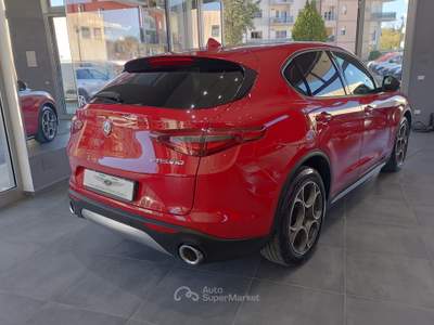 Alfa Romeo Stelvio 2.2 Turbo Diesel 160CV AT8 RWD Sport-Tech Rosso usata Isernia