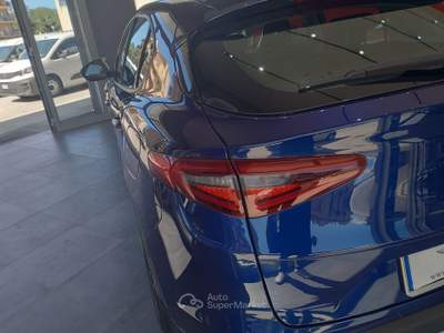 Alfa Romeo Stelvio AT8 RWD Business Blu/Azzurro usata Isernia