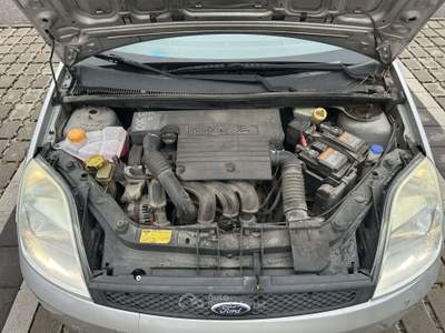 Ford Fiesta 5p 1.2 16v 75CV Grigio usata Ferrara