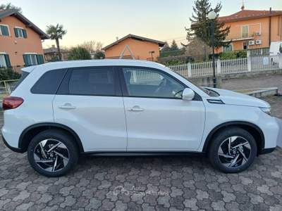 Suzuki Vitara Vitara 1.4h Top 2wd Bianco usata Suno