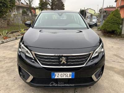 Peugeot 5008 BlueHDi 130 S&S Business NAVI DISTRIBUZIONE NUOVA Nero usata Nogarole Rocca