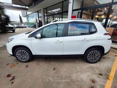 Peugeot 2008 1° serie PureTech 82 Access Bianco usata Sassari
